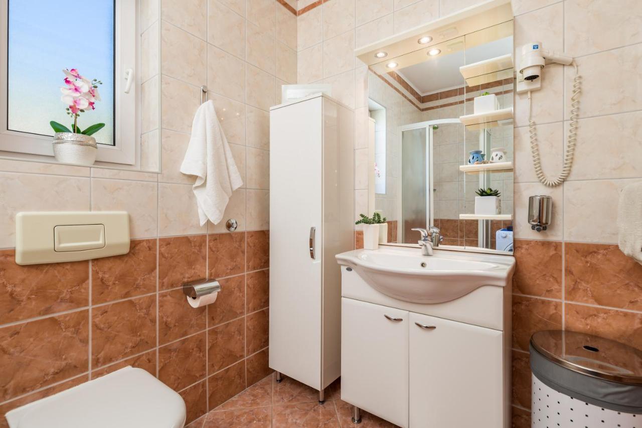 Light Summer Apartment With A Swimming Pool Opatija Buitenkant foto