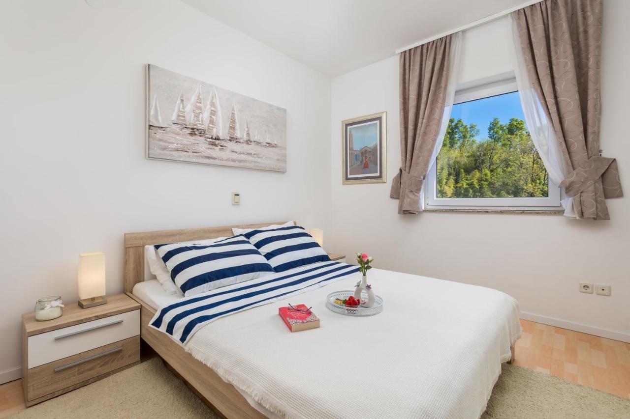 Light Summer Apartment With A Swimming Pool Opatija Buitenkant foto